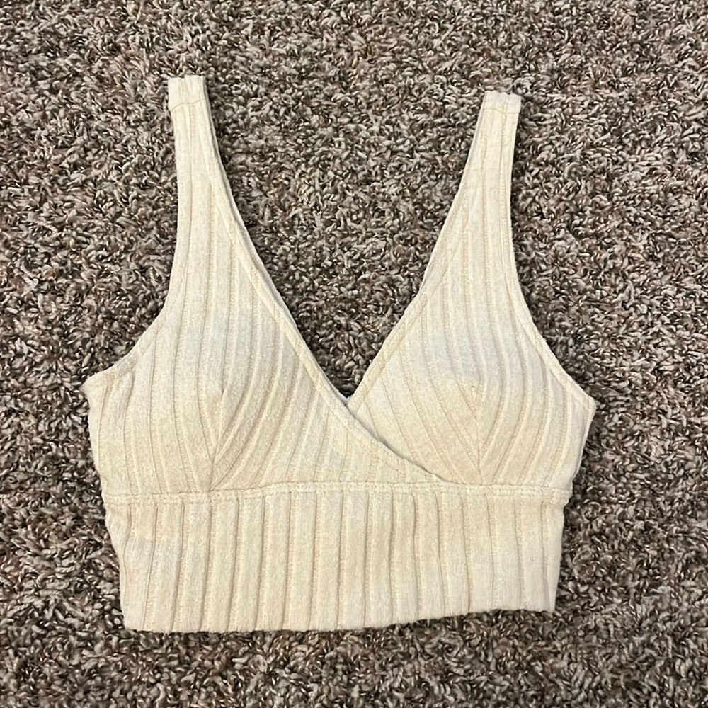Comfy Women’s Tank-top with built in bra with pads